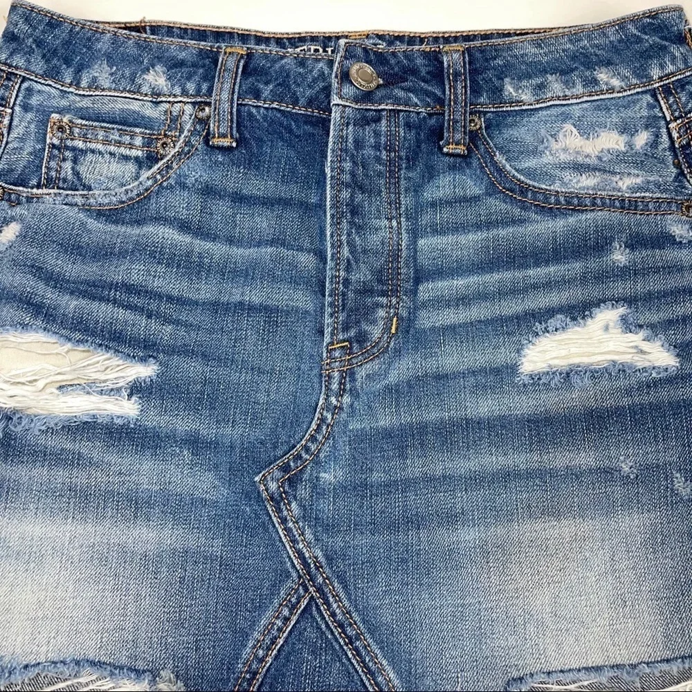 American Eagle Outfitters Destructed Jean Skirt 4